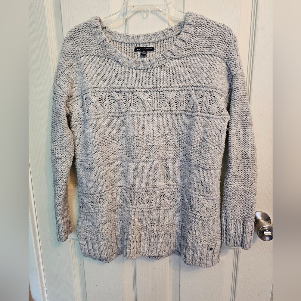 American Eagle Outfitters Women's Medium Sweater